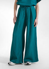 SWEATSHIRT SET WITH DETAIL AND WIDE VISCOSE CRINKLE-EFFECT TROUSERS IN GREEN - | DEHA