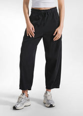 PANTALONI BALLOON IN TWILL DI LYOCELL NERO - BLACK | DEHA