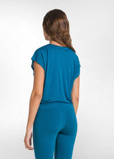 T-SHIRT YOGA CON NODO FRONTALE VERDE - TEAL GREEN | DEHA