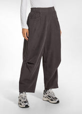 PANTALONE BALLOON VELLUTO MILLE RIGHE MARRONE - COCOA BROWN | DEHA