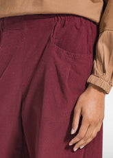PANTALONE BALLOON VELLUTO MILLE RIGHE ROSSO - CHERRY RED | DEHA