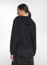SET AUS SWEATSHIRT UND STRETCH-SATINROCK IN SCHWARZ - | DEHA