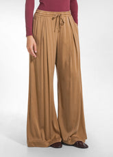 WIDE-LEG STRETCH SATIN TROUSERS - BROWN - NUT BROWN | DEHA