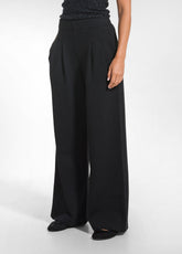 PLEATED MATELASSÉ-EFFECT TROUSERS - BLACK - BLACK | DEHA