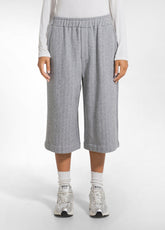 GREY PINSTRIPE DOUBLE-BREASTED BLAZER AND BERMUDA SHORTS SET - | DEHA