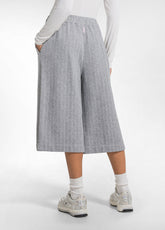 GREY PINSTRIPE DOUBLE-BREASTED BLAZER AND BERMUDA SHORTS SET - | DEHA