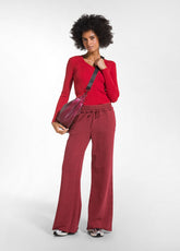 MAGLIA IN LANA A COSTE CON SCOLLO A V ROSSO - FLAME RED | DEHA