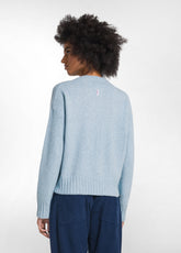 MAGLIONE SCOLLO A V CON PAILLETTES BLU - FOGGY LIGHT BLUE | DEHA