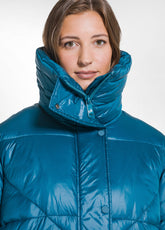 KNIE-DAUNENMANTEL AUS ÖKOLOGISCHEN DAUNEN - GRUEN - TEAL GREEN | DEHA
