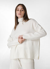 LOUNGE LOOSE SWEATER, WHITE - Leisurewear | DEHA
