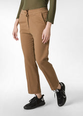 PANTALONE DRITTO IN GABARDINA MARRONE - BISCUIT BROWN | DEHA