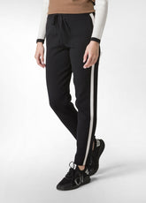 KNITTED PANTS, BLACK - BLACK | DEHA