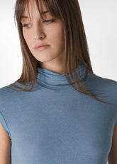 CASHMERE BLEND HIGH NECK T-SHIRT, BLUE - MIDBLUE | DEHA