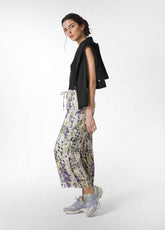 ALLOVER SATIN CROP PANTS - PURPLE - Glam occasions | DEHA