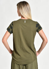 GRAPHIC T-SHIRT, GREEN - T-shirts - Outlet | DEHA
